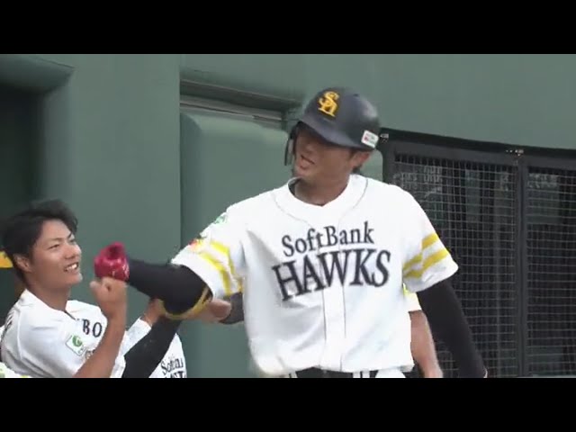 【ファーム】ライナーで運んだ!! ホークス・生海 ライトスタンドへの8号2ランホームラン!!  2023年8月26日 福岡ソフトバンクホークス 対 阪神タイガース