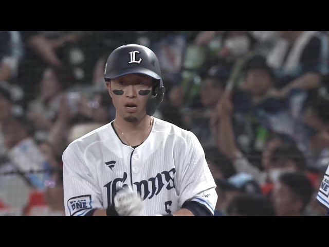 【5回裏】貴重な追加点!! ライオンズ・外崎修汰 センター前に落ちる2点タイムリーヒット!! 2025年6月4日 埼玉西武ライオンズ 対 東京ヤクルトスワローズ