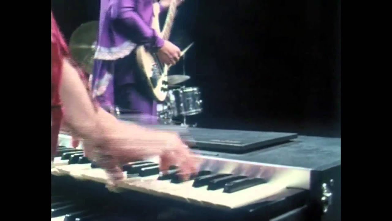 YES - Astral Traveller - YouTube